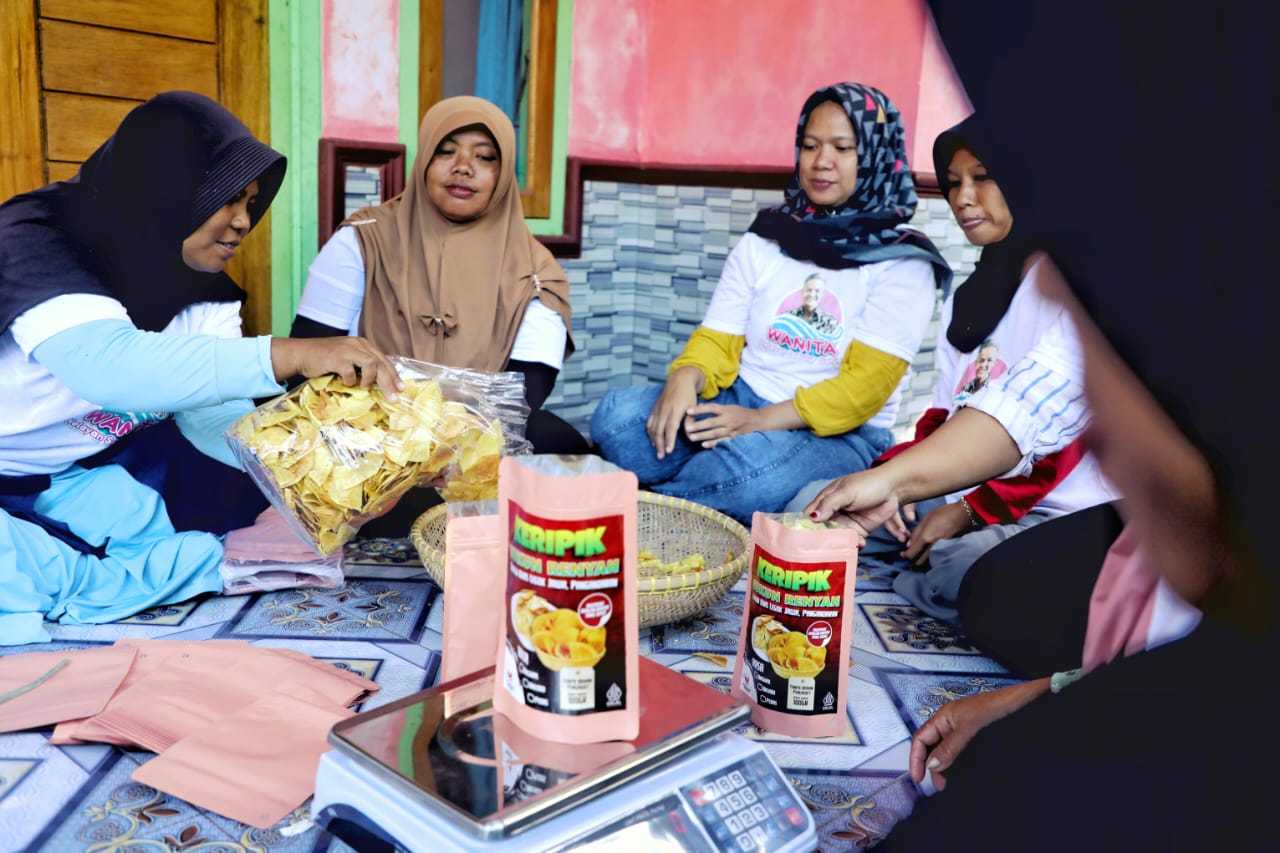 Wanita Nelayan Ganjar Bangun Rumah Produksi Sekaligus Latih Ibu-Ibu Buat Keripik Sukun 2