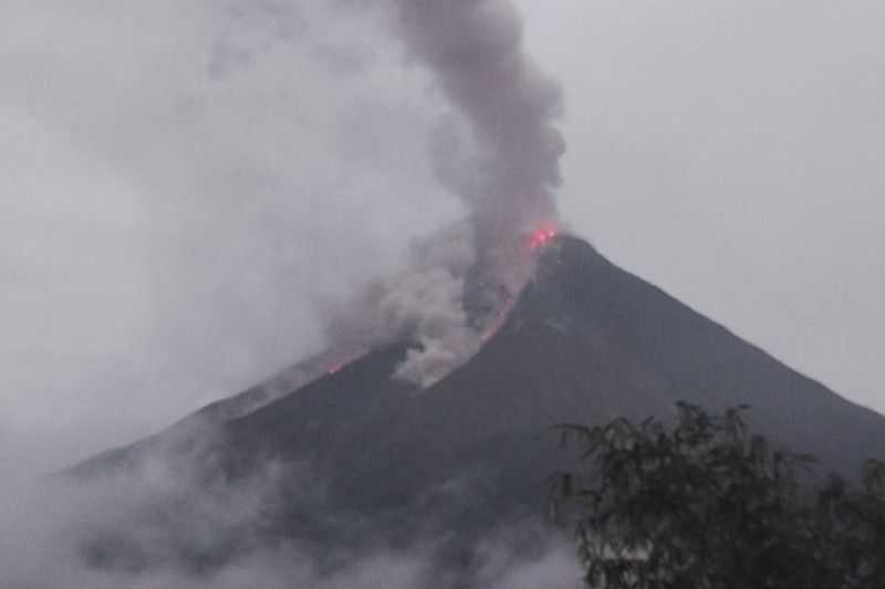 Waspada Jangan Sampai Jatuh Korban, Aktivitas Guguran Lava Gunung Karangetang Masih Tinggi