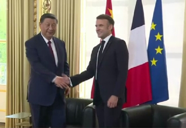 Xi Bertemu Macron Sampaikan Seruan Hindari Perang Dingin Baru