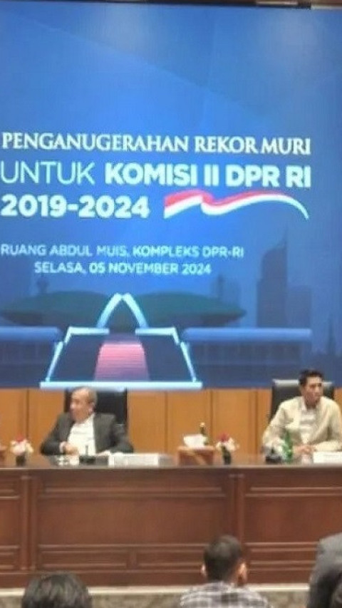 Komisi II DPR Pecahkan Rekor MURI terkait Pembuatan UU Terbanyak