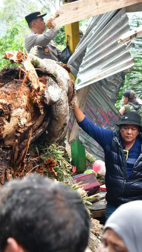 Kemensos Segera Salurkan Santunan bagi Korban Angin Kencang di Soppeng Sulsel