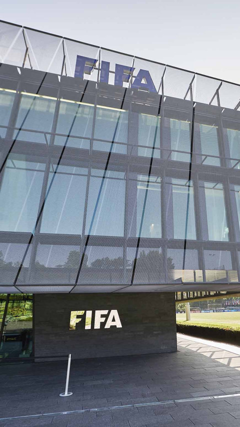 FIFA Jatuhi Sanksi Indonesia