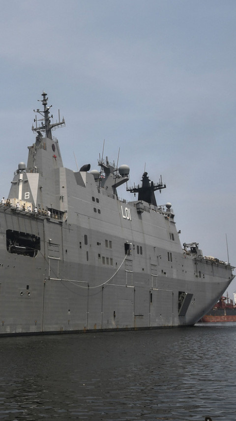 Kunjungan kapal HMAS Adelaide ke Jakarta