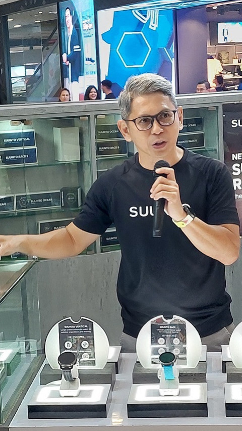 Suunto Perkenalkan Sportwatch Ringan yang Dapat Berpendar dalam Gelap