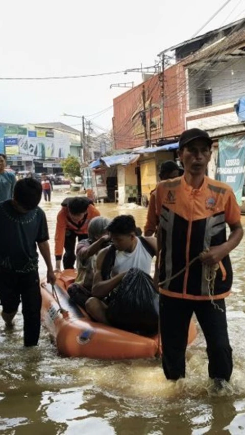 Banjir Rendam 4 Kecamatan di Kabupaten Bandung, 12.250 KK Terdampak 