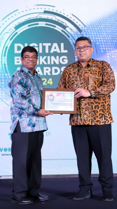 Berkat Terobosan Inovasi Digital Produk Perbankan, bank bjb Raih Digital Banking Award 2024 