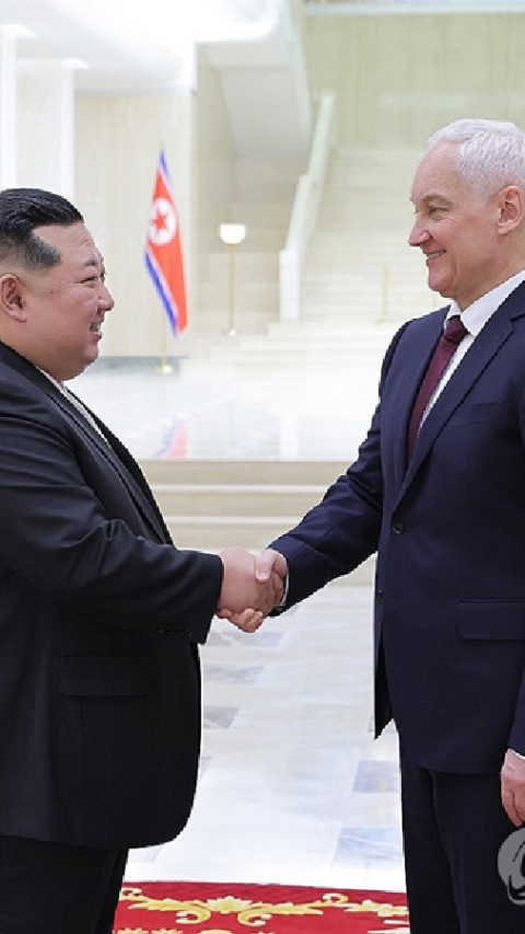 Kim Jong Un Bertemu Menhan Russia, Janji Terus Dukung Perang di Ukraina 