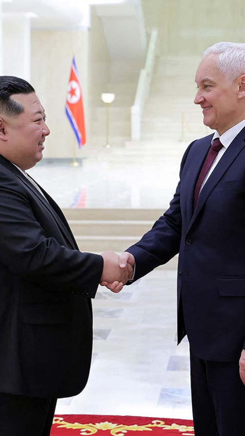 Kim Jong-un Bertemu Menhan Russia dan Sepakati Tingkatkan Hubungan Militer