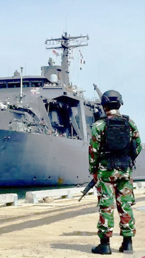 Kapal Perang Singapura Sandar di Pelabuhan Tanjung Priok