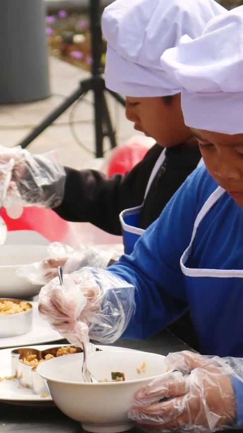 Semarak Isi Libuan Akhir Pekan, Hotel Ini Gelar Hias Nasi Goreng 