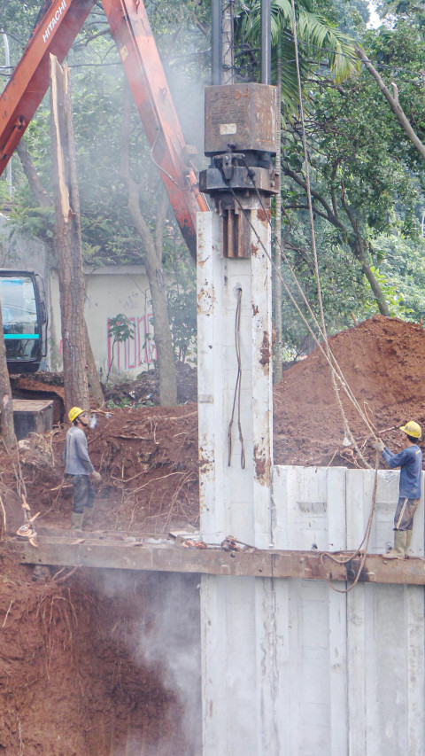 Turap Beton Antisipasi Longsor