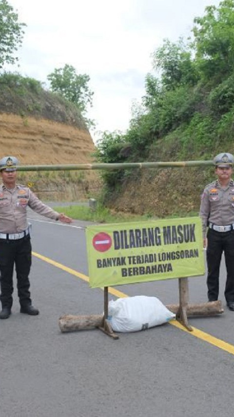 Polisi Imbau Wisatawan Pantai Modangan Gunakan Jalur Alternatif Pascalongsor di JLS