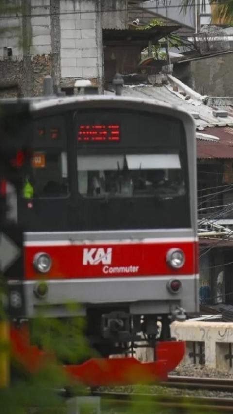 Sebesar Apakah Kebakaran di Jalan Menteng hingga Akibatkan Sejumlah  KRL Rute Manggarai-Tanah Abang Terganggu