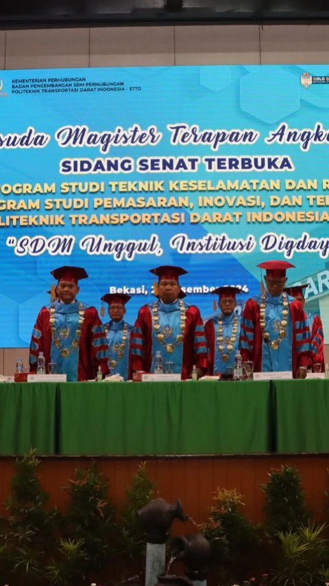 PTDI-STTD Wisuda Angkatan I Program Magister Terapan