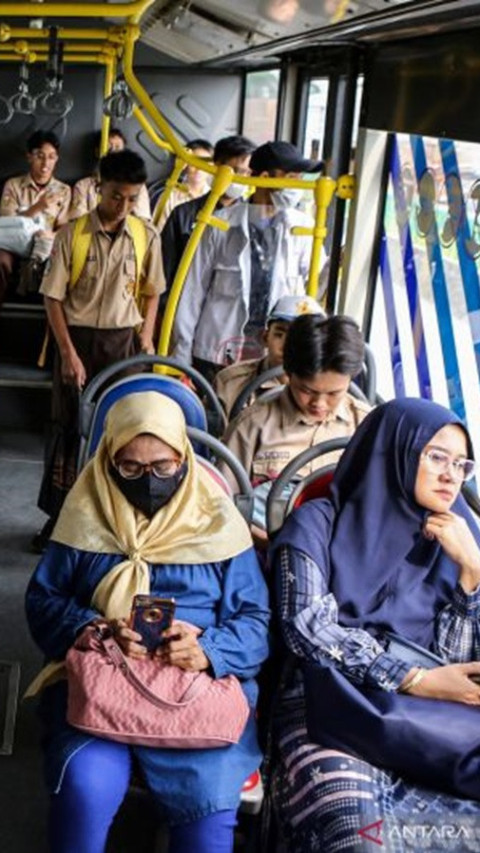 DPRD DKI Tolak Wacana Kenaikan Tarif Transjakarta, Ini Alasannya