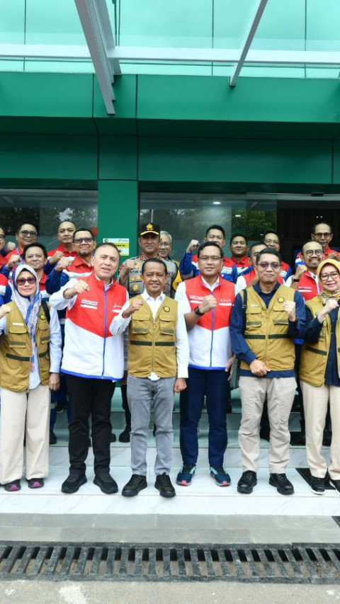 Tinjau Terminal BBM dan LPG di Banten, Menteri ESDM dan Dirut Pertamina Pastikan Pasokan Energi Jelang Natal dan Tahun Baru Aman