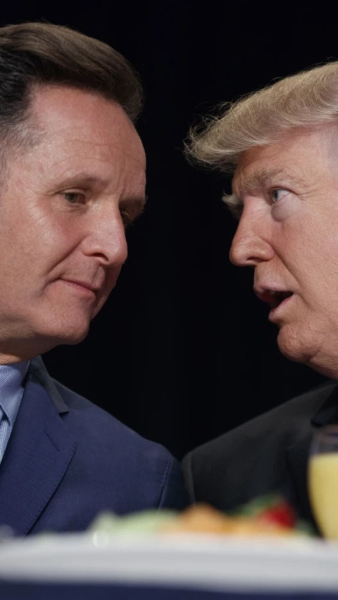 Trump Tunjuk Produser 'The Apprentice', Mark Burnett, sebagai Utusan Khusus untuk Inggris