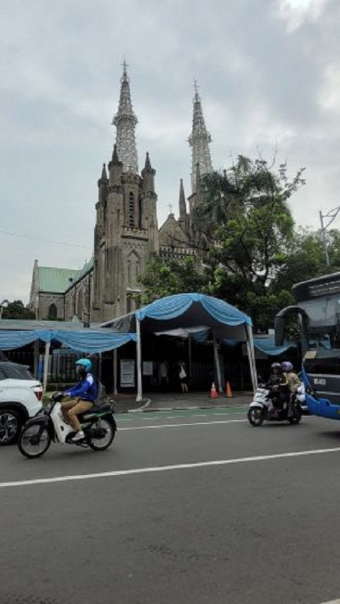 Jelang Misa Natal di Katedral Jakarta, Sejumlah Kantong Parkir telah Disiapkan 