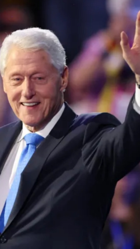 Meriang, Mantan Presiden Bill Clinton Terpaksa Opname