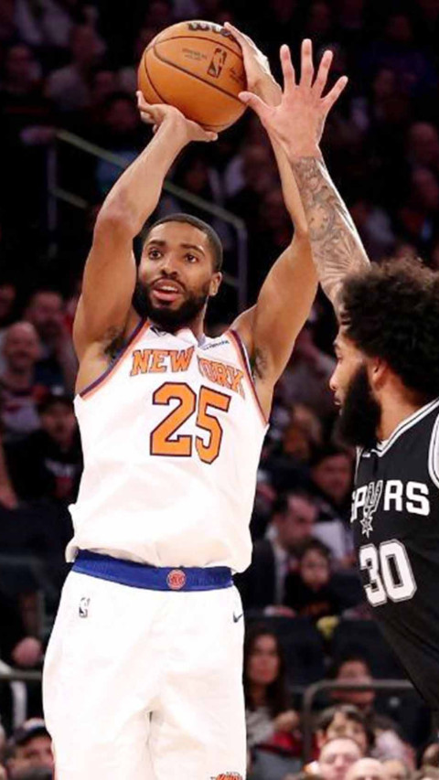 Dramatis, Knicks Beri Kekalahan Spurs di Hari Natal