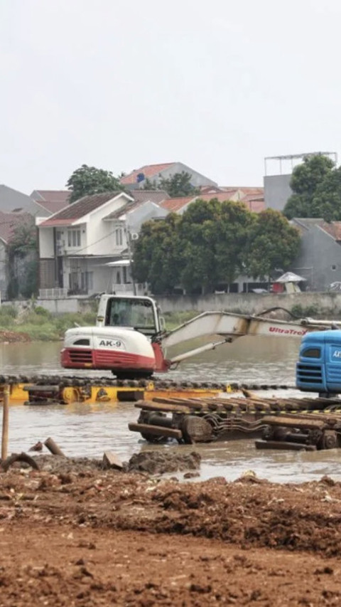 Untuk kurangi banjir dibangun embung srengseng sawah