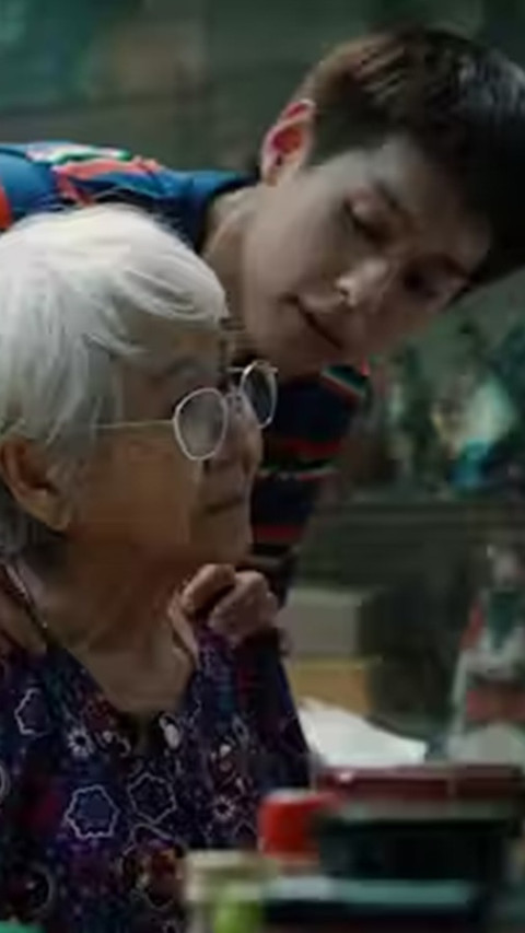 Film ‘How to Make Millions Before Grandma Dies’ Menginspirasi Penonton untuk Berbagi Cerita 