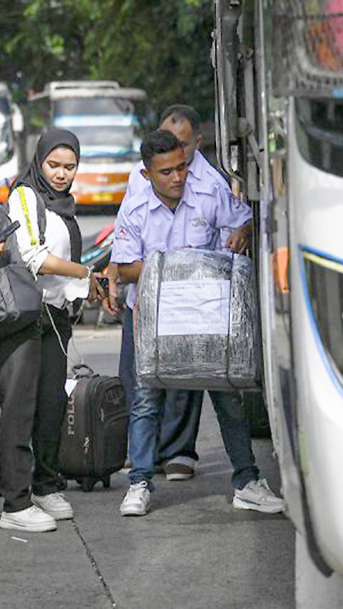 15.277 Pemudik Tiba di Terminal Kampung Rambutan