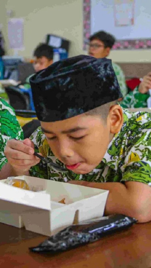 4 SPPG Distribusikan Makanan Bergizi Gratis untuk Ribuan Siswa di Jakarta