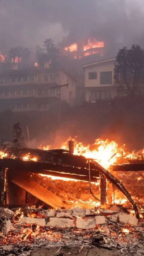 Kebakaran di LA Meluas, Ribuan Hektare Lahan Terbakar