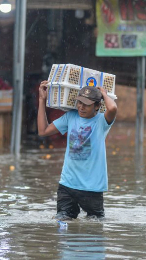 Pemkot: Bangunan liar hingga sampah jadi penyebab banjir di Serang