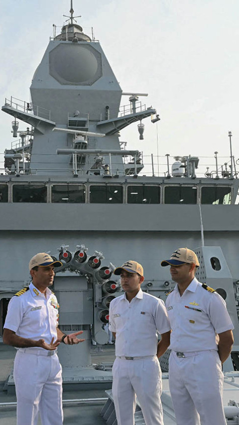 India Perkuat Armada AL dengan Luncurkan 3 Kapal Perang