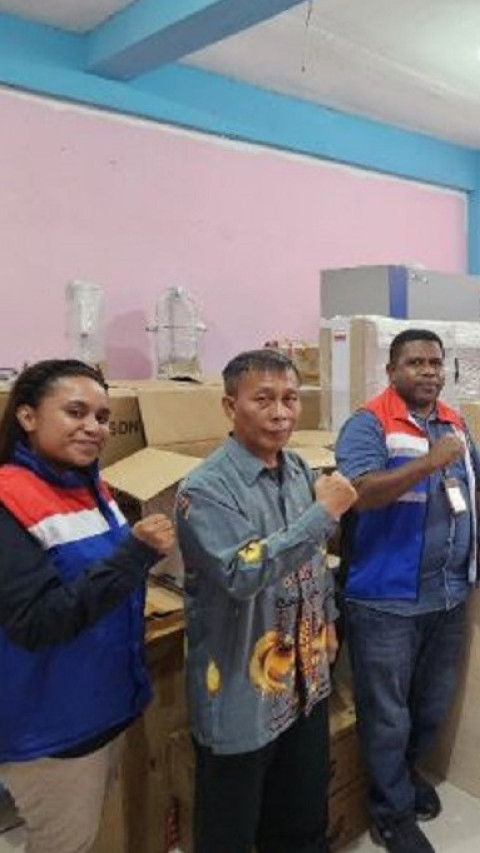 Pertamina Beri Bantuan Sarana Pendidikan di Papua