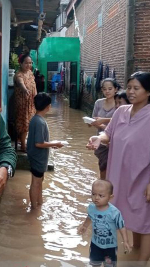 Bantu Warga Terdampak Banjir di Lampung, Baznas Terjunkan Tim  