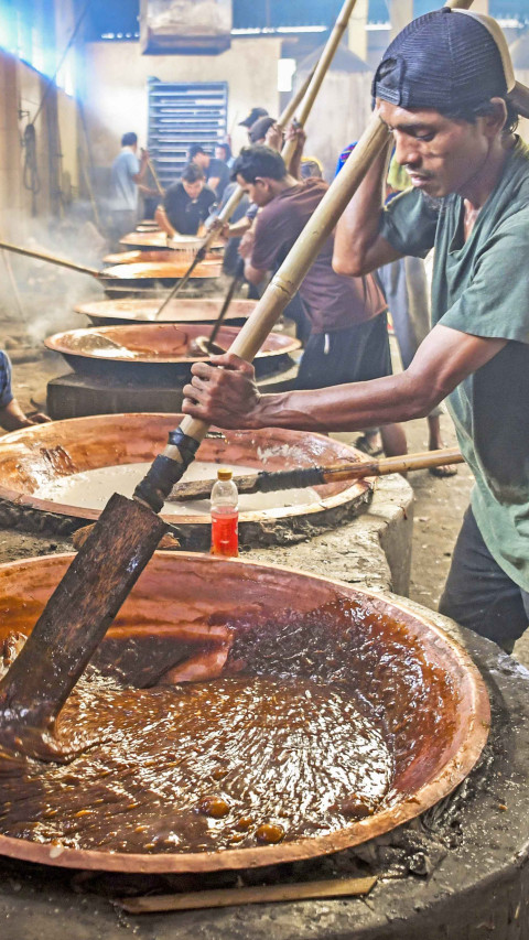 Produksi Kue Keranjang dan Dodol