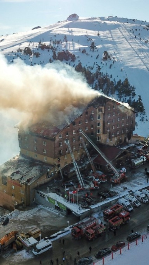 Kebakaran Hebat Hancurkan Hotel Resor Ski di Turki, 66 Tewas