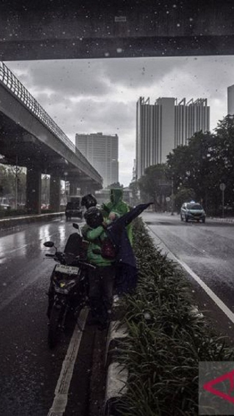 Cuaca Jakarta Hari Ini, Sebagian Besar Wilayah akan Diguyur Hujan 