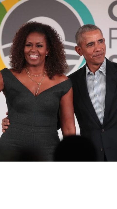 Barack dan Michelle Obama dalam Pembicaraan untuk Produksi Film Tiger Woods